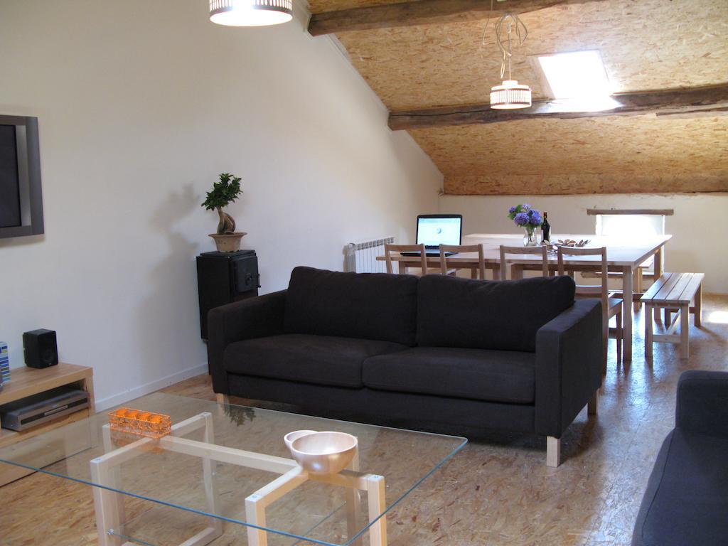 Domaine De Romefort Saint-Léonard-de-Noblat Habitación foto